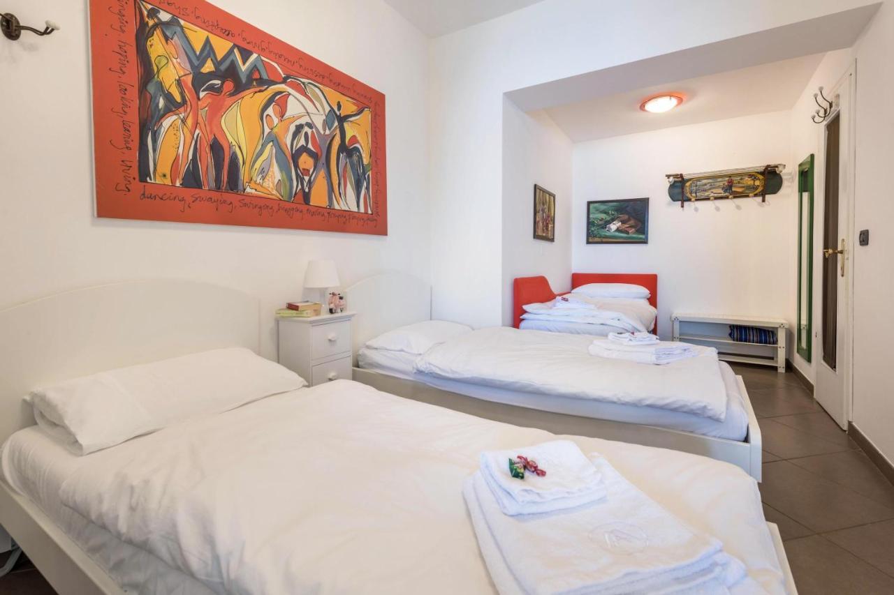Residence La Mignon Oleandri Torri del Benaco Kültér fotó